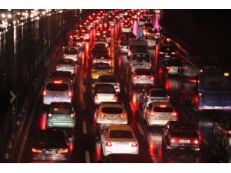 İstanbul’da trafik yoğunluğu yüzde 90’a ulaştı