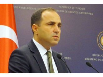 ’Sınırda kaşe vize uygulamasına son verilmektedir’