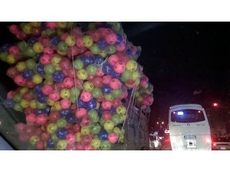 Trafikte İlginç Görüntü