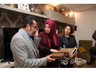 Özgecan’ın ödülü annesine götürüldü