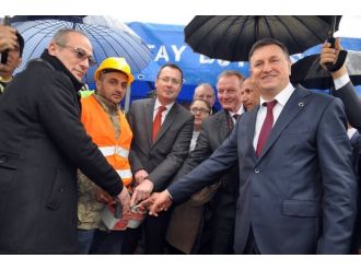 Almanya’nın Aalen Belediye’sinden Suriyelilere okul