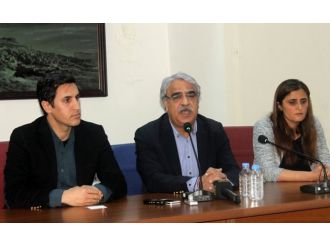 Halkı yine sokağa çağırdılar