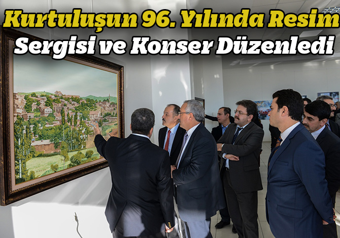Kurtuluşun 96. Yılında Resim Sergisi ve Konser Düzenledi