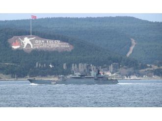 İki Rus gemisi Boğaz’dan geçti