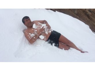 Eksi 20 derecede kar banyosu !