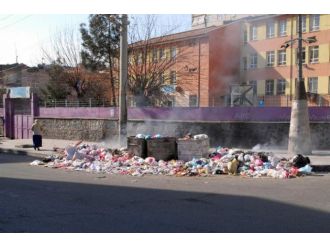 Diyarbakır ’çöp kent’e büründü