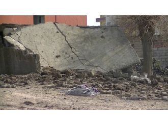 PKK’lı teröristlerin yola döşediği bombalar imha edildi