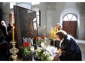 100 yıl sonra ilk ayin !