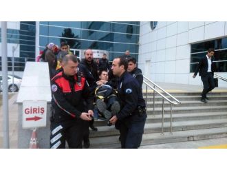 Adliyede yumruklar konuştu: 1’i polis 2 yaralı