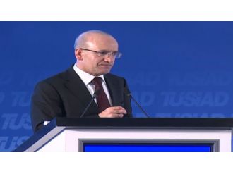 "Enflasyon büyüme potansiyelini aşağı çekiyor"