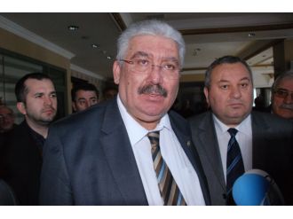 Yeni Şafak ve Yeni Akit’e yönelik saldırılara MHP’den kınama