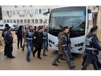 Paralel yapı soruşturmasında 5 tutuklama