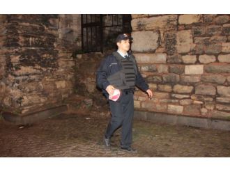 İstanbul’da tarihi surlarda bomba alarmı