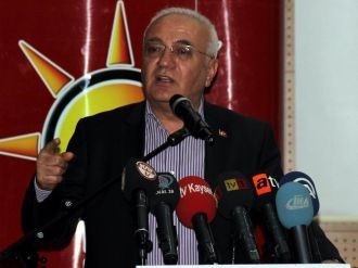 Bakan Elitaş: "Teröristlerin başı ezilene kadar..."