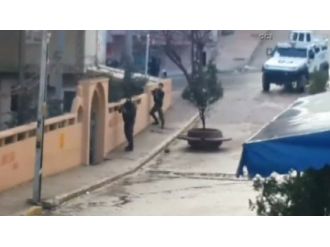 Korsan gösteriye polis müdahalesi