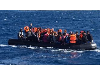 Lastik botla ölüme giderken yakalandılar