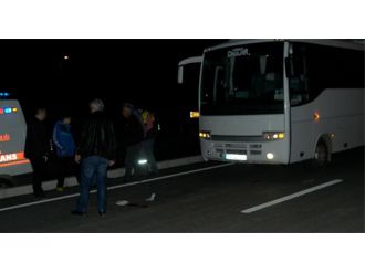 Minibüsün çarptığı yaya ağır yaralandı