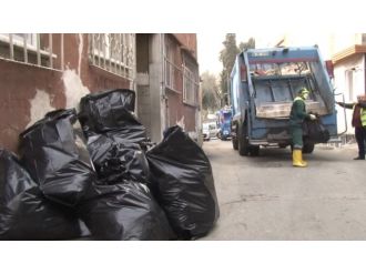 ’Prenses’in evinden kamyonlarca çöp çıktı