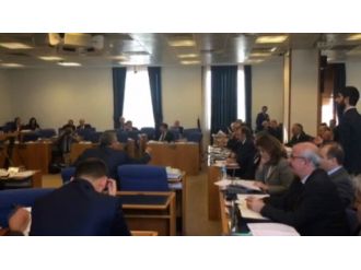 Komisyonda ’Sayıştay’ tartışması