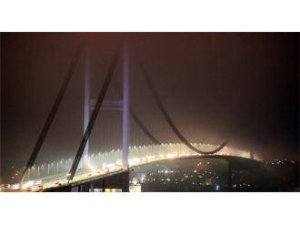 İstanbul’da yoğun sis etkisini gösterdi