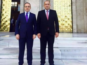 Vekiller saldırıdan kıl payı kurtulmuş