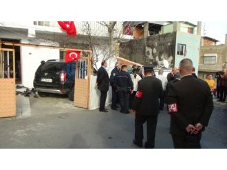 Diyarbakır’dan İzmir’e iki şehit ateşi daha düştü