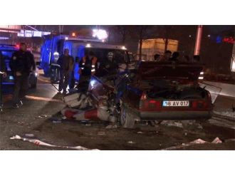 Ankara’da feci kaza, sürücü araçta sıkışarak can verdi!