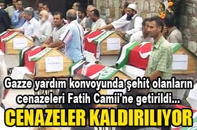 Yardım gönüllülerinin cenazeleri kaldırılıyor