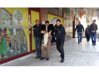 Kocaeli’de terör operasyonu: 22 gözaltı