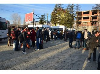 Kaçak göçmenlere yardım eden 2 organizatör tutuklandı