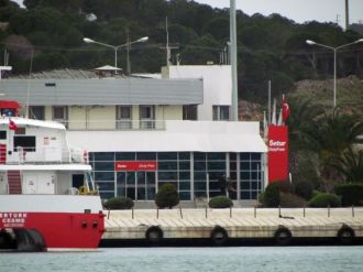 Sahte pasaportla yakalanan Fransız gazeteci sınır dışı edildi