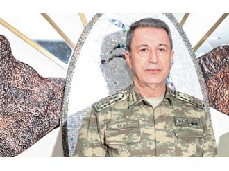 Orgeneral Akar Diyarbakır’da askeri birlikleri inceledi
