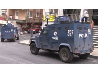 İstanbul’da güpegündüz çifte soygun