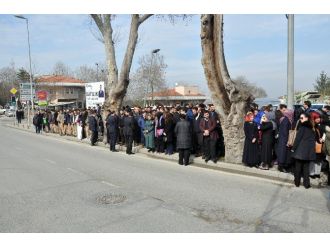 Erdoğan’ın konvoyunu durdurdular: "İyi ki doğdun Reis"