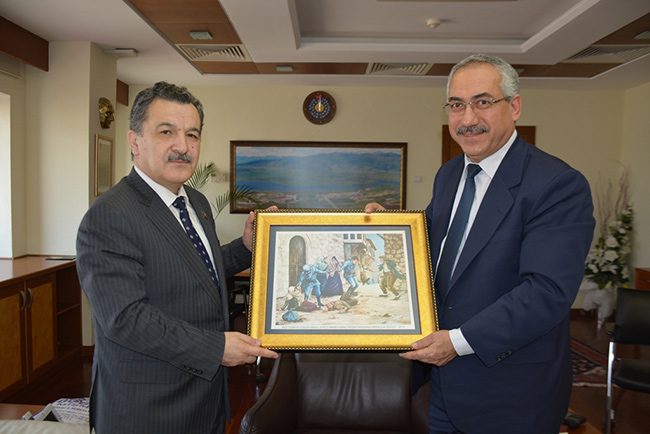 Azerbaycanlı Vekil Mirzezade Rektör Deveci’yi Ziyaret Etti