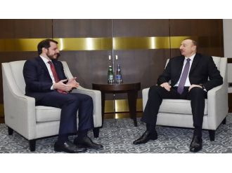 Azerbaycan Cumhurbaşkanı ile görüştü