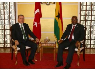 Erdoğan Gana Cumhurbaşkanı’yla görüştü