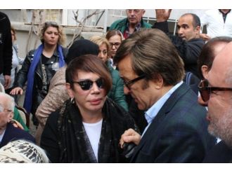 Erdoğan’dan Sezen Aksu’ya taziye telgrafı