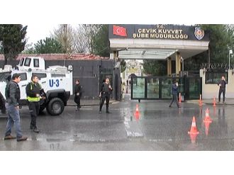 Çevik kuvvete saldıran teröristler kıstırıldı