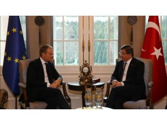 Davutoğlu Donald Tusk’la görüştü