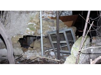 Karabük’te iki katlı binada göçük!