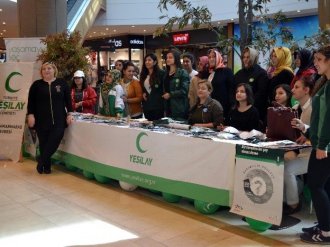 Yeşilay, Piazza’da Bilgilendirme Standı Kurdu