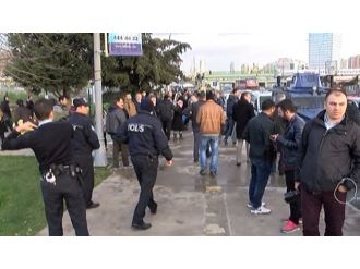 Metroda bomba şakası ortalığı birbirine kattı