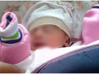 15 günlük bebeği karayoluna bıraktılar!