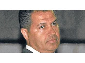 Eski kulüp başkanı babasının mezarı başında ölü bulundu