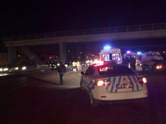 Alt geçidin altında can verdi