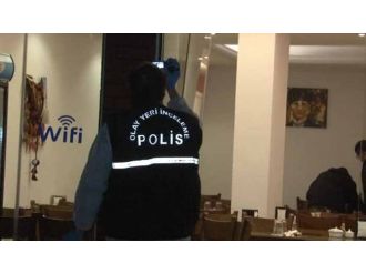 Emekli polis eşini öldürdü