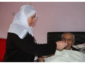 Ömrünü ailesine adadı