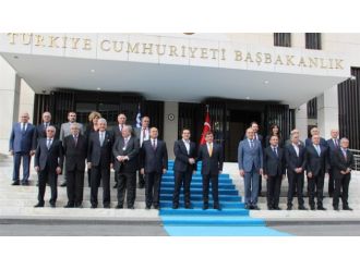 Türkiye ve Yunanistan ’aile fotoğrafı’ çektirdi