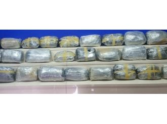 3 ilde eş zamanlı uyuşturucu operasyonu: 17 gözaltı